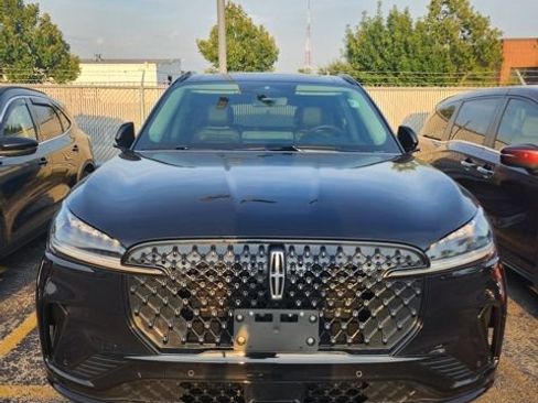 Used 2026 Lincoln Aviator Reserve w/ Jet Appearance Package AWD/4WD image 5