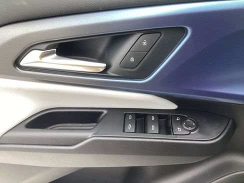 New 2026 Chevrolet Equinox EV LT image 23