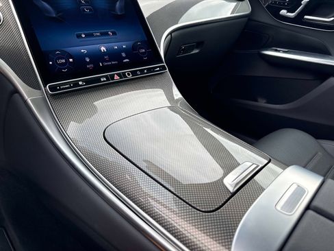Certified 2026 Mercedes-Benz GLC 300 image 29