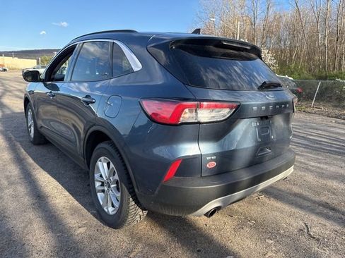Used 2020 Ford Escape SE image 7