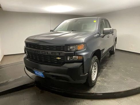 Used 2022 Chevrolet Silverado 1500 W/T w/ WT Value Package image 3