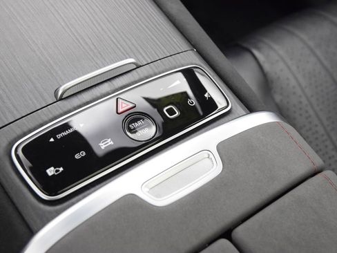 Used 2023 Mercedes-Benz EQS 580 4MATIC Sedan image 31