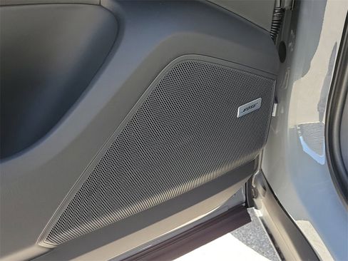 New 2026 Porsche Cayenne Coupe image 27