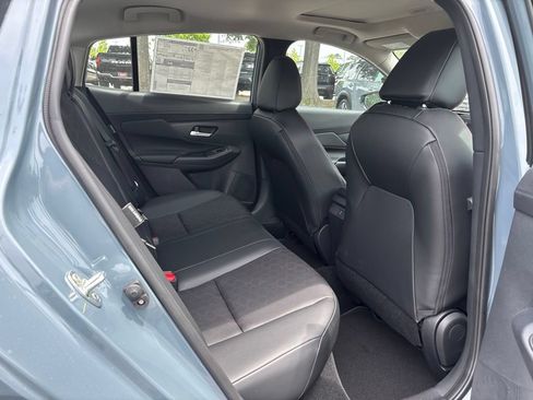 New 2026 Nissan Sentra SR w/ SR Premium Package FWD image 17