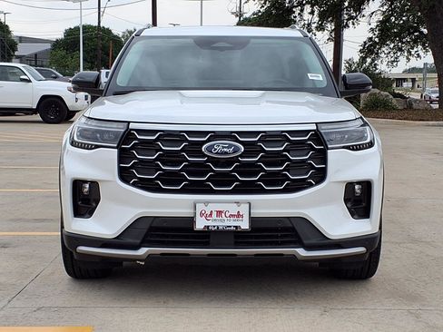 Used 2025 Ford Explorer Platinum w/ Ultimate Package RWD image 2