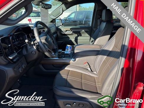 Certified 2025 Chevrolet Silverado 1500 High Country w/ Technology Package AWD/4WD image 10