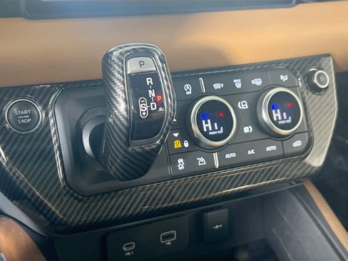 Used 2021 Land Rover Defender 110 X image 16