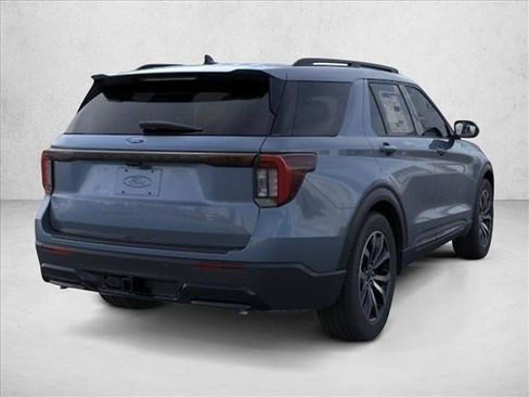 New 2026 Ford Explorer ST-Line RWD image 8