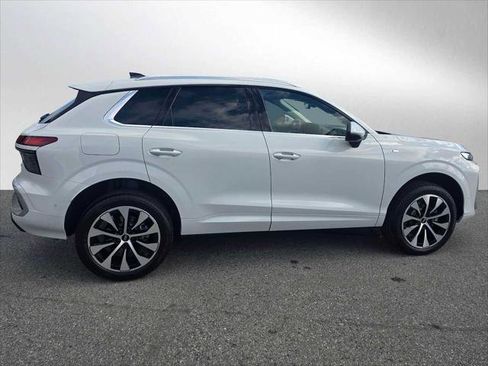 New 2026 Audi Q3 quattro 2.0T image 2