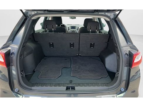 Used 2019 Chevrolet Equinox LS image 12