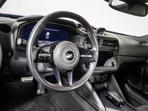Used 2024 Nissan Z Performance w/ Floor Mat Package RWD image 13