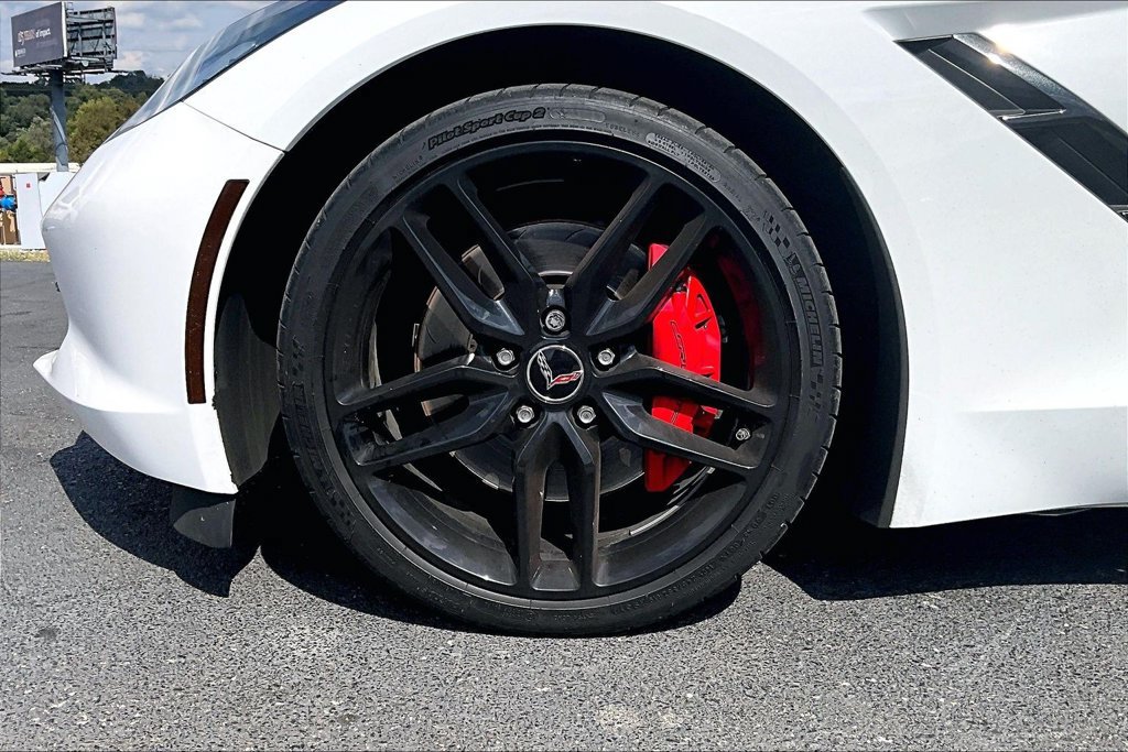 Used 2014 Chevrolet Corvette Stingray Coupe w/ 3LT Preferred Equipment Group RWD image 2
