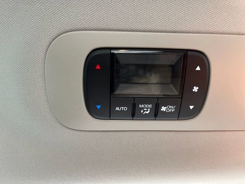 Used 2025 Honda Odyssey EX-L image 33