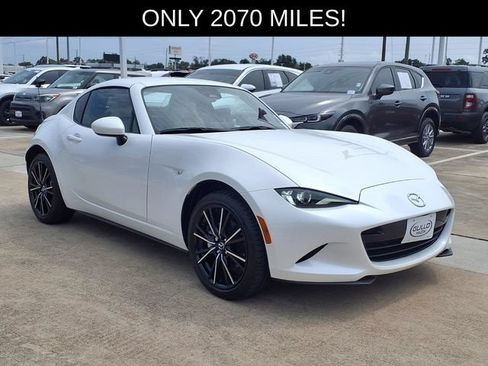 Used 2025 MAZDA MX-5 Miata RF Grand Touring RWD image 4