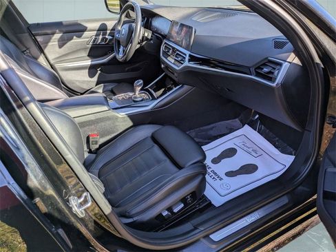 Used 2019 BMW 330i xDrive Sedan w/ Convenience Package image 23