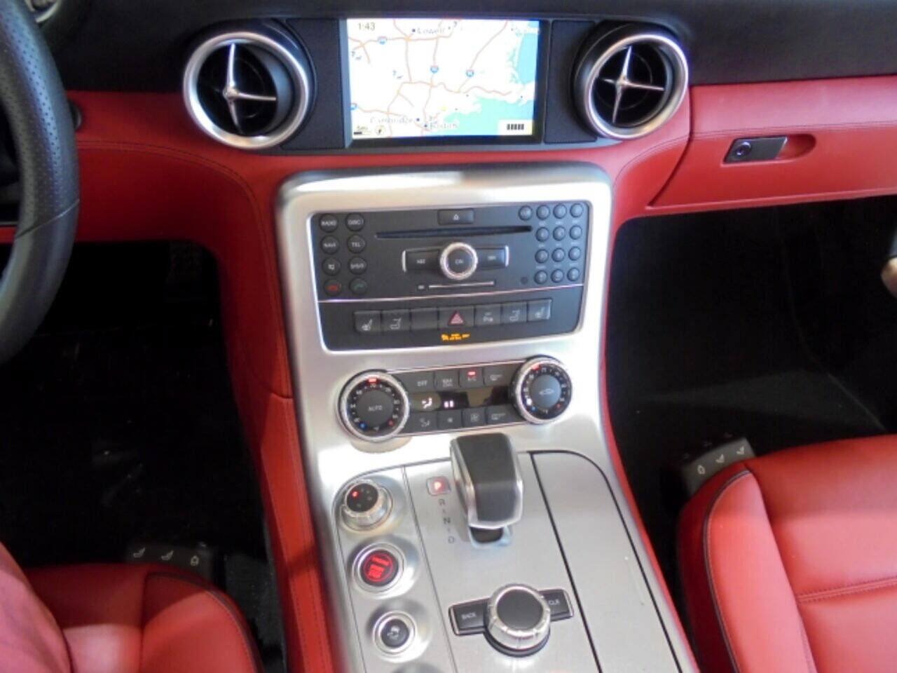Used 2012 Mercedes-Benz SLS AMG Roadster image 16
