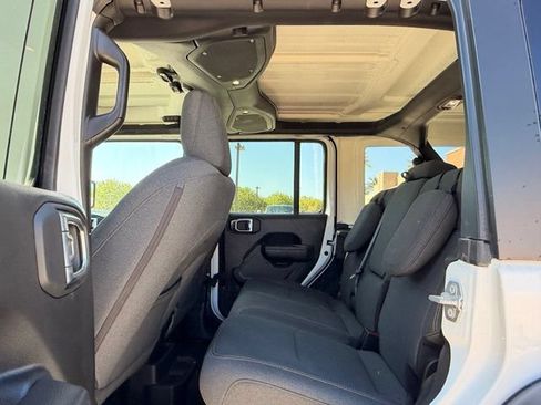 Used 2025 Jeep Wrangler Unlimited Sport S 4xe AWD/4WD image 15