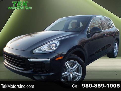 Used 2016 Porsche Cayenne w/ Premium Package image 1