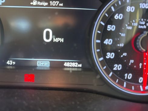 Used 2019 Genesis G70 3.3T Advanced w/ Prestige Package image 19