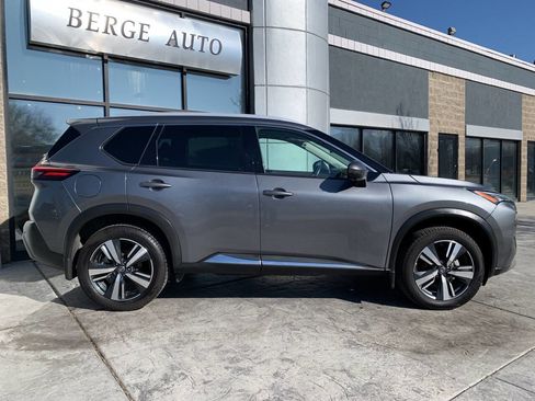 Used 2021 Nissan Rogue SL w/ Premium Package image 6