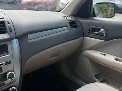 Used 2012 Ford Fusion S image 31