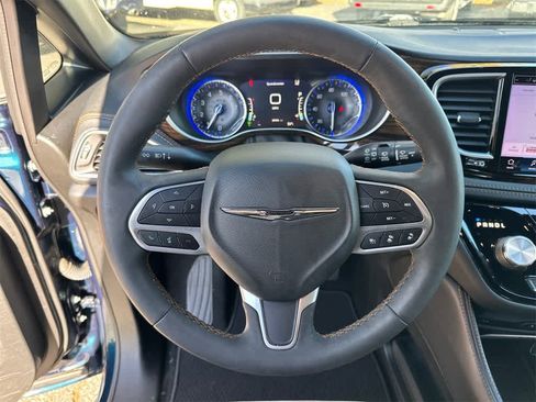 Used 2022 Chrysler Pacifica Pinnacle image 23