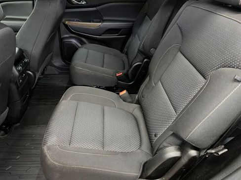 Certified 2022 GMC Acadia SLE w/ Driver Convenience Package image 20