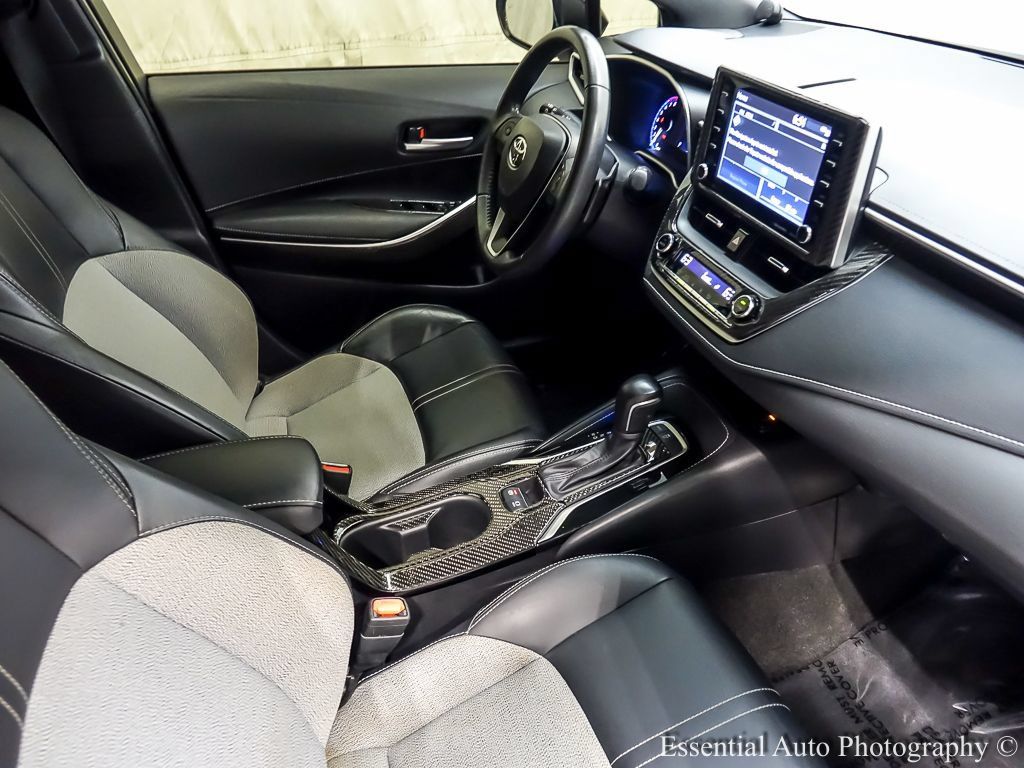 Used 2022 Toyota Corolla XSE FWD image 24