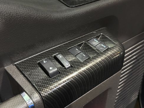 Used 2015 Ford F250 Lariat w/ Lariat Interior Package image 32