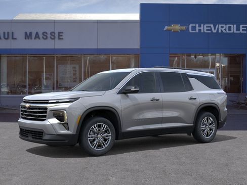 New 2026 Chevrolet Traverse LT w/ LPO, Floor Liner Package AWD/4WD image 2