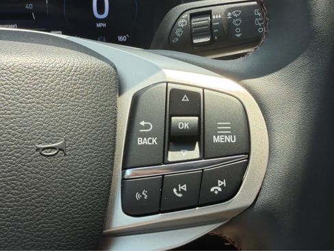 New 2026 Ford Explorer Active w/ Active Comfort Package AWD/4WD image 11