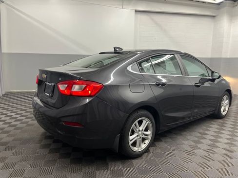 Used 2016 Chevrolet Cruze LT w/ Convenience Package FWD image 4