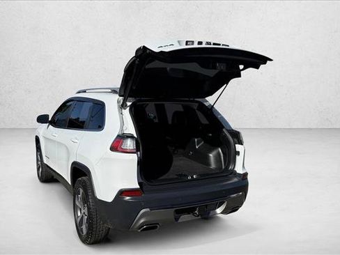 Used 2019 Jeep Cherokee Limited w/ Trailer Tow Group AWD/4WD image 6