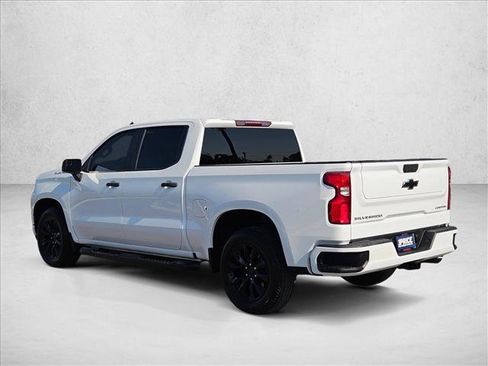 Used 2022 Chevrolet Silverado 1500 Custom w/ Safety Confidence Package RWD image 7