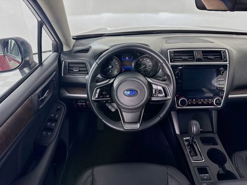 Used 2018 Subaru Outback 2.5i Limited image 24