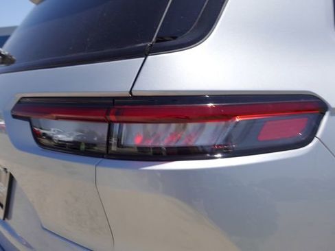 New 2025 Jeep Grand Cherokee L Altitude image 6