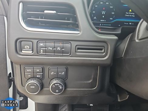 Used 2024 Chevrolet Suburban LT AWD/4WD image 15