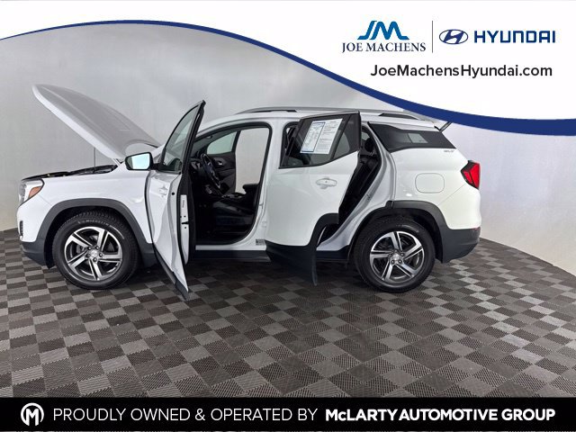 Used 2020 GMC Terrain SLT w/ Preferred Package AWD/4WD image 9