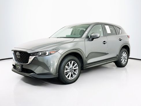Used 2023 MAZDA CX-5 AWD 2.5 S w/ Preferred Package image 3