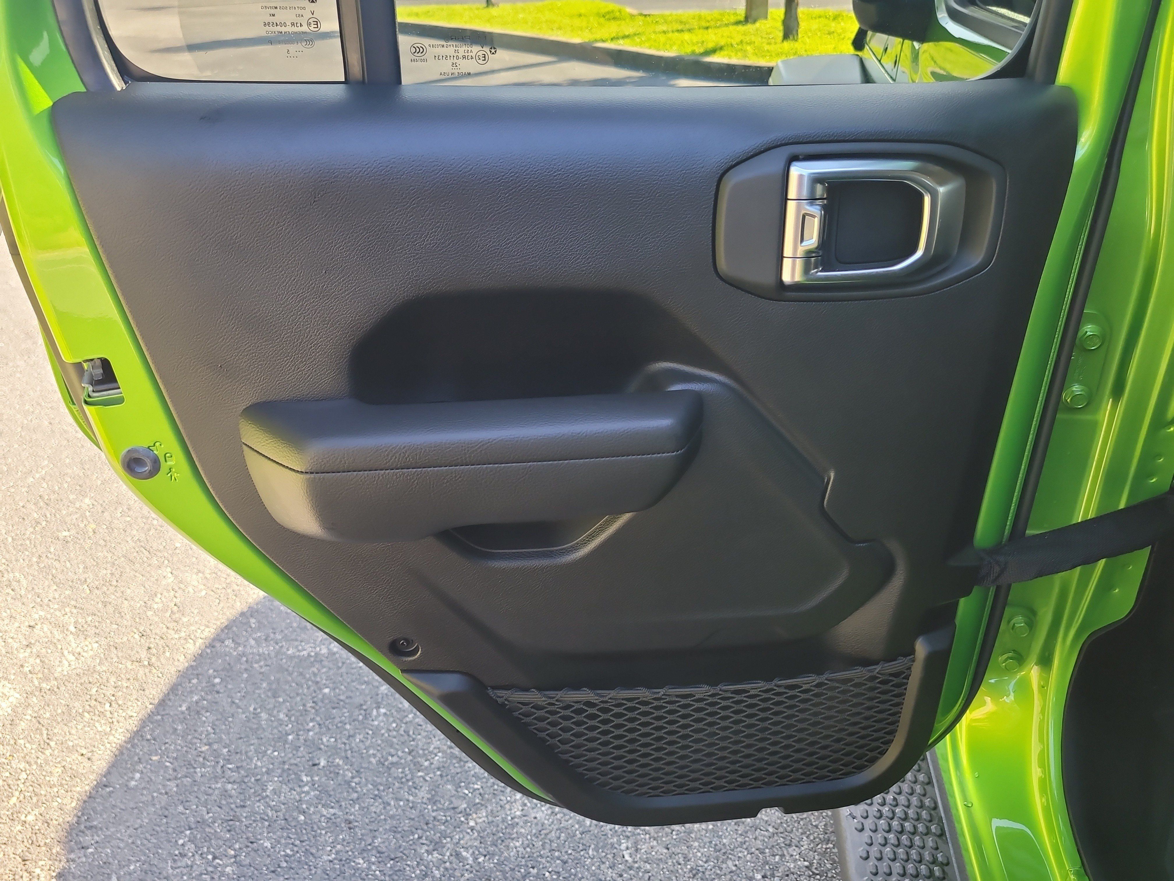Used 2025 Jeep Wrangler Unlimited Sport AWD/4WD image 12