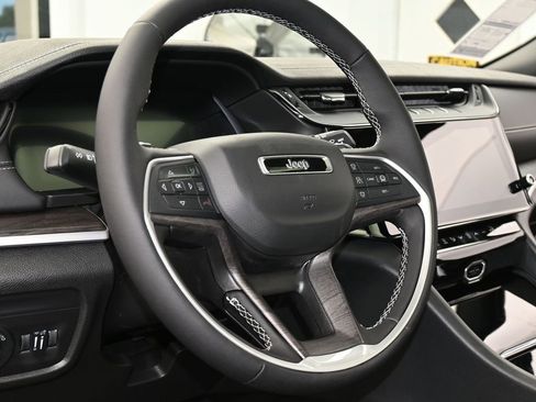 New 2026 Jeep Grand Cherokee Limited w/ Limited Altitude Package RWD image 14