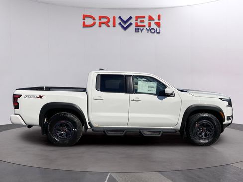 New 2026 Nissan Frontier Pro-X w/ Pro-X Convenience Package RWD image 5