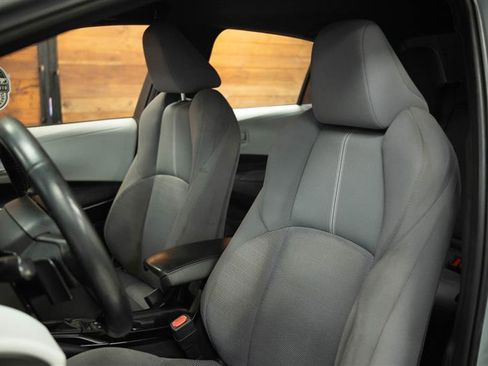 Used 2021 Toyota Corolla SE w/ Carpet Mat Package (TMS) FWD image 9