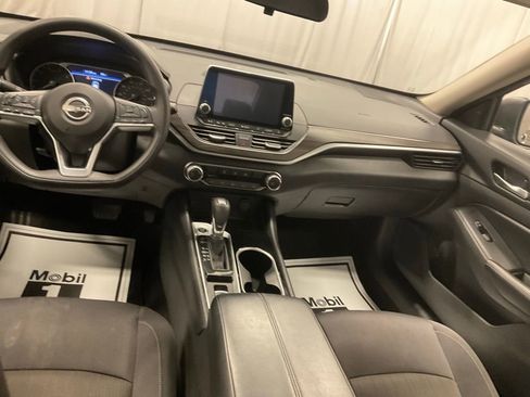 Used 2024 Nissan Altima 2.5 SV image 28