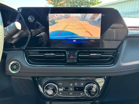 Used 2024 Chevrolet TrailBlazer RS w/ Convenience Package image 16