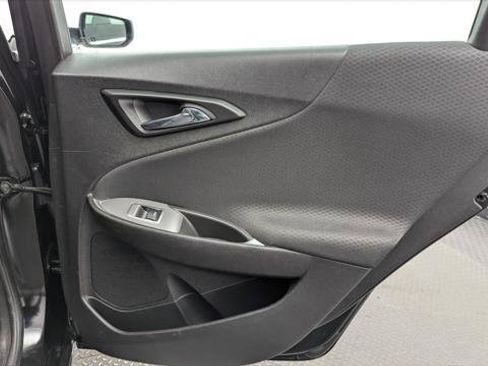 Used 2025 Chevrolet Malibu LT FWD image 21