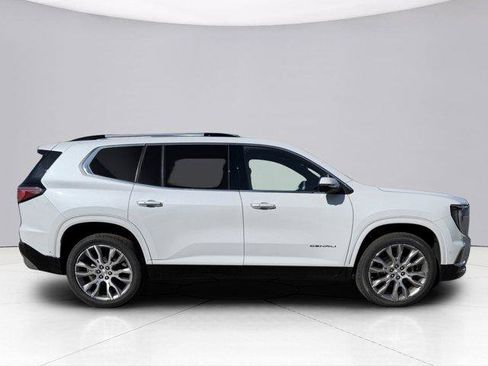 New 2026 GMC Acadia Denali w/ Super Cruise Package image 15