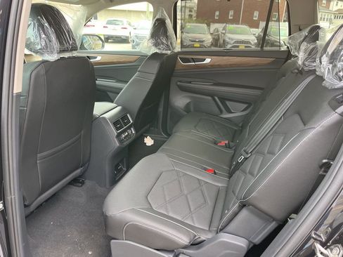 New 2025 Volkswagen Atlas SE AWD/4WD image 22
