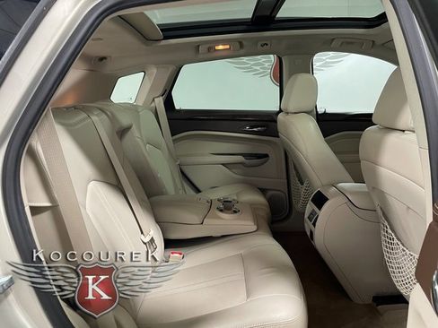 Used 2015 Cadillac SRX Luxury w/ Driver Awareness Package image 22