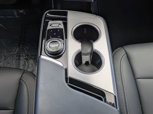 Certified 2024 Cadillac Lyriq Tech w/ Driver Assist Package image 20